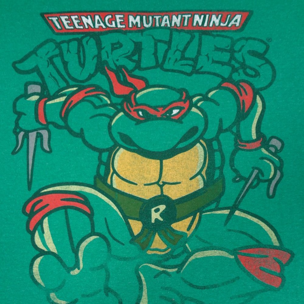 TMNT TEENAGE MUTANT NINJA TURTLES RAPHAEL JUMPING GREEN MEDIUM T-SHIRT H757
